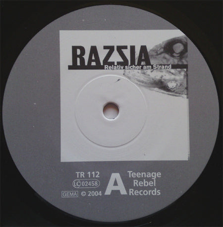 Razzia (3) : Relativ Sicher Am Strand (LP, Album)