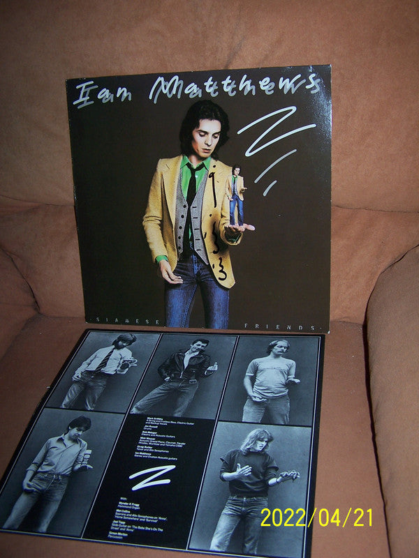 Ian Matthews* : Siamese Friends (LP, Album)