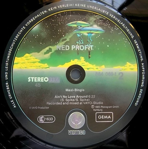 NED Profit : Heartbeat (...On The Run) (12", Maxi)