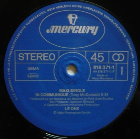 Le One : In Communiqué (12", Maxi)