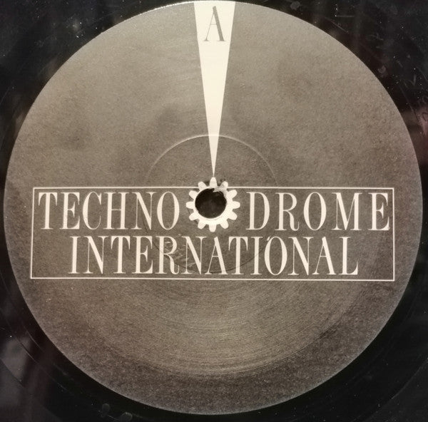 Robotiko Rejekto : Injection (Remix) (12")