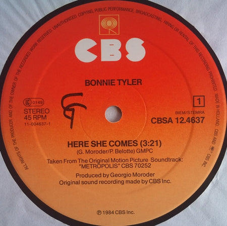 Bonnie Tyler : Here She Comes (12", Maxi)